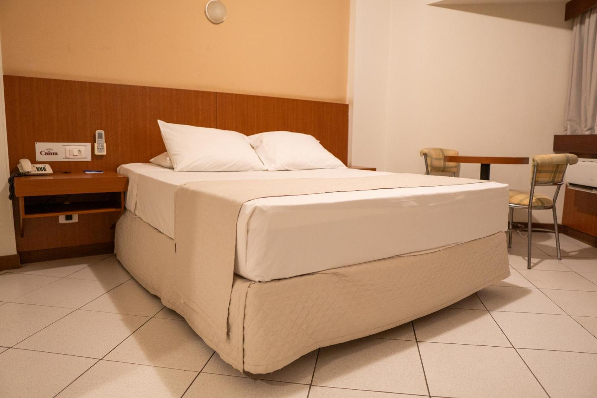 Hotel Caiua Умуарама Екстериор снимка